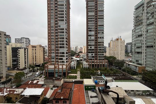 Vista de apartamento para alugar com 3 quartos, 98m² em Itaim Bibi, São Paulo