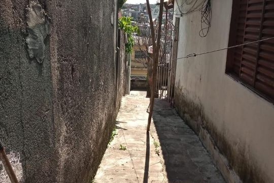 AREA EXTERNA de casa à venda com 1 quarto, 125m² em Padroeira, Osasco