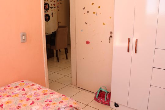 Quarto 1 de apartamento para alugar com 2 quartos, 50m² em Jardim Maria Inês, Aparecida de Goiânia