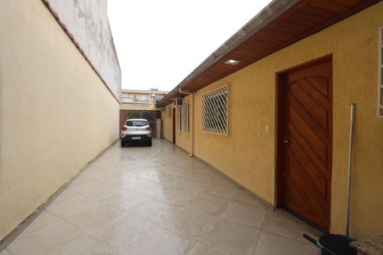 Garagem de casa à venda com 3 quartos, 175m² em Vila Antonieta, São Paulo