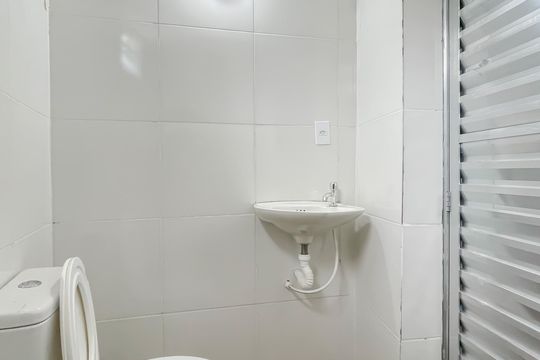 Banheiro de casa de condomínio para alugar com 1 quarto, 40m² em Jardim D’abril, Osasco