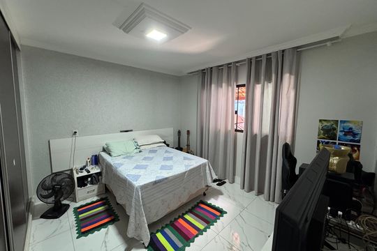 Quarto 2 de casa à venda com 4 quartos, 560m² em Setor Habitacional Vicente Pires, Brasília