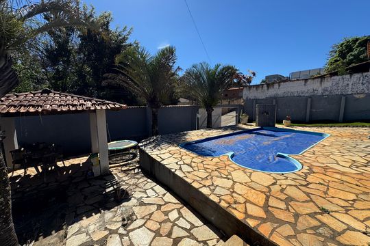 Área comum - Piscina de casa à venda com 4 quartos, 560m² em Setor Habitacional Vicente Pires, Brasília