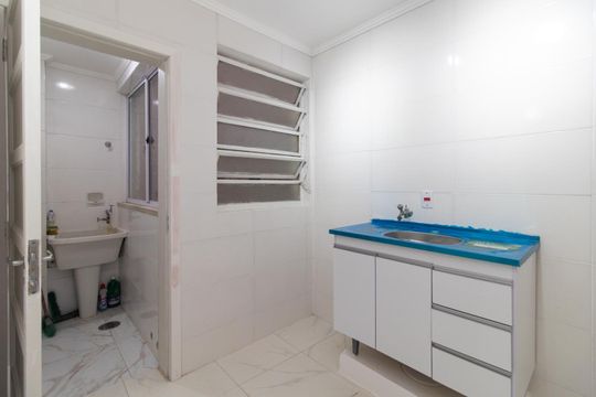 Cozinha de apartamento para alugar com 1 quarto, 58m² em Centro Histórico, Porto Alegre