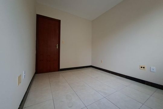 Quarto de apartamento para alugar com 2 quartos, 95m² em Castelo, Belo Horizonte