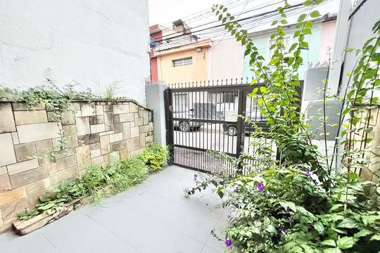 Garagem de casa à venda com 3 quartos, 140m² em Santana, São Paulo