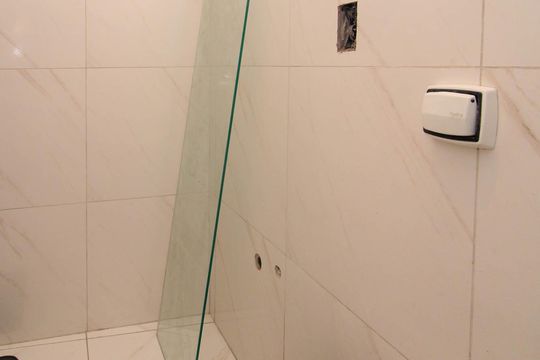 Banheiro de casa para alugar com 1 quarto, 22m² em Jardim Guayana, Taboão da Serra