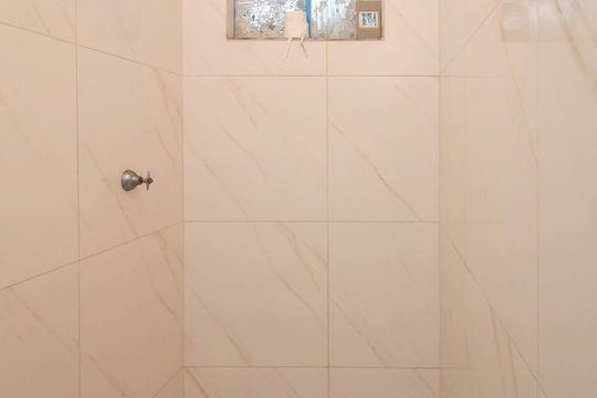 Banheiro de casa para alugar com 1 quarto, 22m² em Jardim Guayana, Taboão da Serra