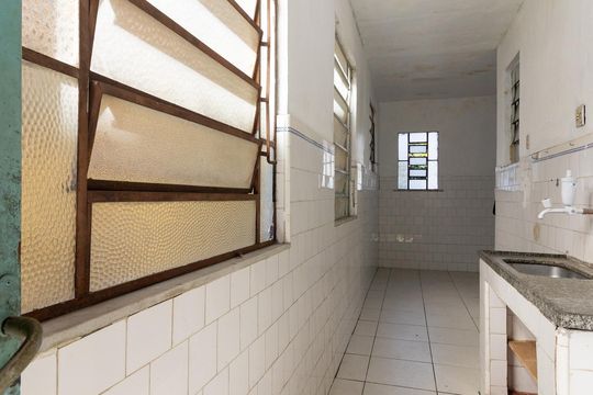 Cozinha de casa à venda com 2 quartos, 225m² em Realengo, Rio de Janeiro