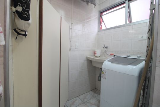 Área de serviço de apartamento para alugar com 3 quartos, 62m² em Jardim Taquaral, São Paulo