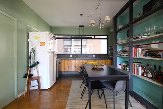 Cozinha de apartamento à venda com 3 quartos, 120m² em Itaim Bibi, São Paulo