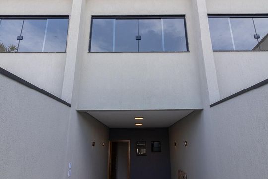 Casa à venda com 2 quartos, 120m² em Jardim Maringa, São Paulo