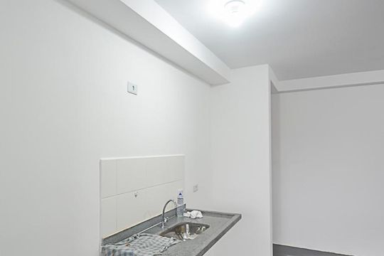 Cozinha e Área de Serviço de apartamento à venda com 2 quartos, 43m² em Jardim Silvina, São Bernardo do Campo