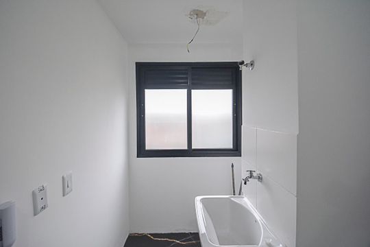 Cozinha e Área de Serviço de apartamento à venda com 2 quartos, 43m² em Jardim Silvina, São Bernardo do Campo