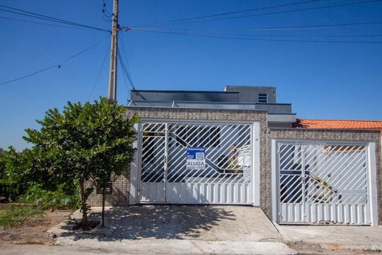 Fachada de casa para alugar com 2 quartos, 115m² em Jardim Icatu, Votorantim