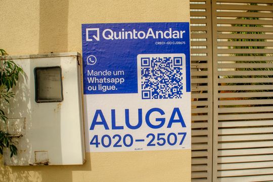 Plaquinha de casa à venda com 4 quartos, 208m² em Residencial Morumbi, Goiânia