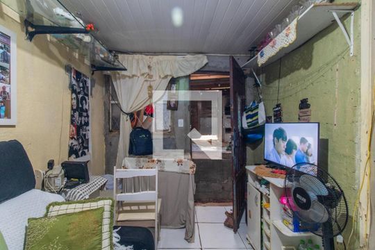 Casa à venda com 3 quartos, 60m² em Tristeza, Porto Alegre