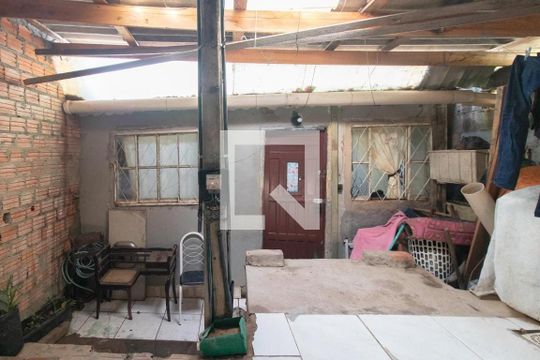 Casa à venda com 3 quartos, 60m² em Tristeza, Porto Alegre