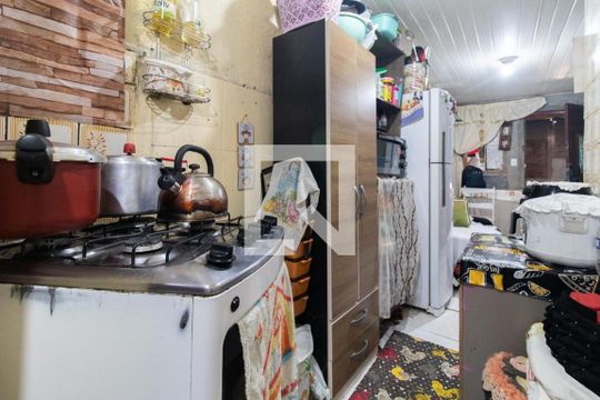 Casa à venda com 3 quartos, 60m² em Tristeza, Porto Alegre