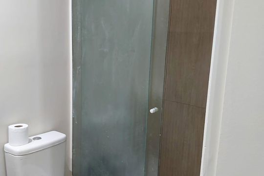 Banheiro  de apartamento à venda com 3 quartos, 77m² em P.Jacatuba , Santo André