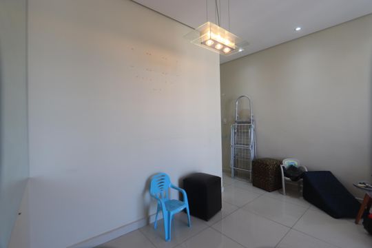 Sala de apartamento à venda com 2 quartos, 57m² em Vila Antonieta, São Paulo