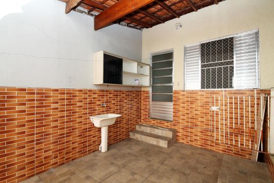 Lavanderia de casa para alugar com 1 quarto, 24m² em Jardim Cotia, Cotia
