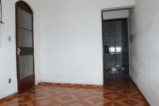 Sala de casa para alugar com 1 quarto, 40m² em Maria Goretti, Belo Horizonte