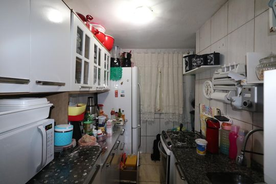 Cozinha de apartamento à venda com 2 quartos, 49m² em Conceição, Diadema