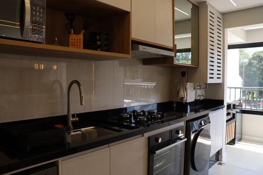 Cozinha de apartamento à venda com 2 quartos, 60m² em Votopoca, Barueri
