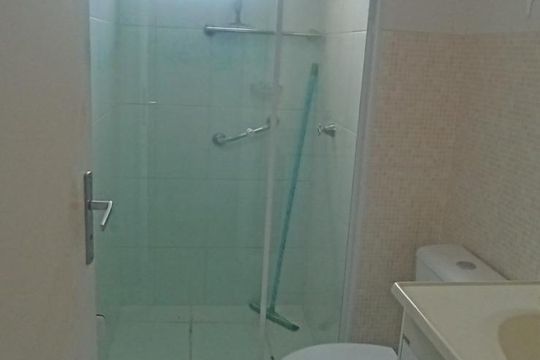 Banheiro de apartamento à venda com 2 quartos, 50m² em Cidade Líder, São Paulo