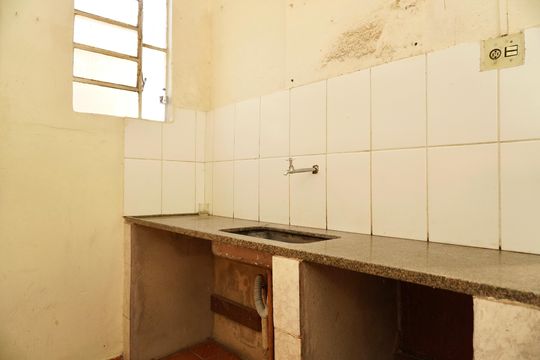 Cozinha  de casa para alugar com 3 quartos, 50m² em Alto Caiçaras, Belo Horizonte