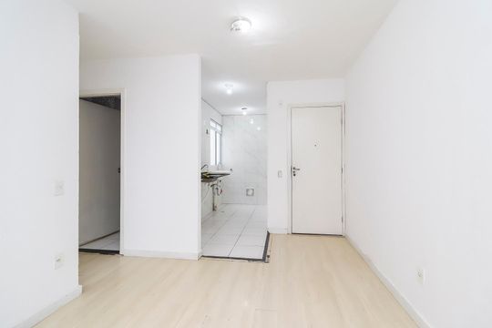 Sala de apartamento para alugar com 2 quartos, 39m² em Itaim Paulista, São Paulo