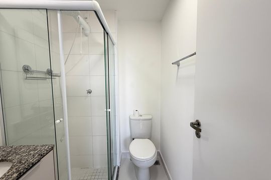 Banheiro de apartamento para alugar com 2 quartos, 38m² em Quarta Parada, São Paulo