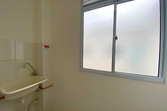 Área de Serviço de apartamento para alugar com 2 quartos, 38m² em Jardim Rosa de Franca, Guarulhos