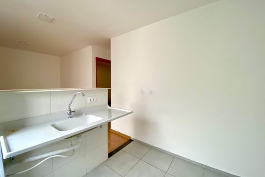 Cozinha de apartamento para alugar com 2 quartos, 38m² em Jardim Rosa de Franca, Guarulhos