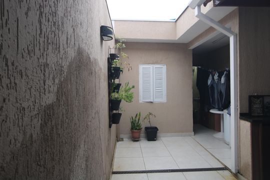 Edícula de casa para alugar com 2 quartos, 90m² em Vila Represa, São Paulo