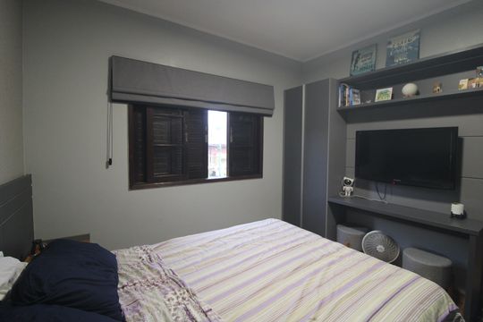 Quarto 1 de casa para alugar com 2 quartos, 90m² em Vila Represa, São Paulo