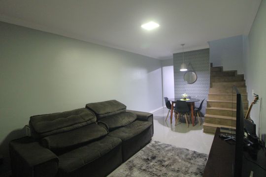 Sala de casa para alugar com 2 quartos, 90m² em Vila Represa, São Paulo