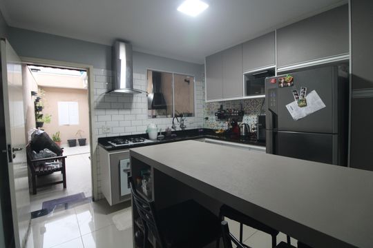 Cozinha de casa para alugar com 2 quartos, 90m² em Vila Represa, São Paulo