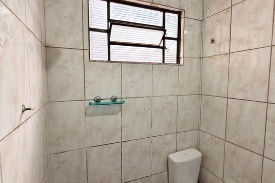 Banheiro Social de casa à venda com 2 quartos, 50m² em Vila Popular, Várzea Paulista
