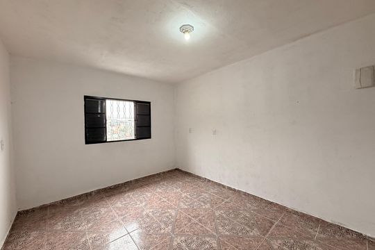 Quarto 2 de casa à venda com 2 quartos, 50m² em Vila Popular, Várzea Paulista