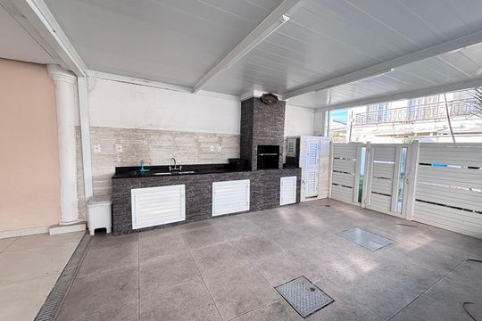 Área externa de casa de condomínio à venda com 3 quartos, 213m² em Recreio dos Bandeirantes, Rio de Janeiro