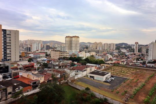 Quarto 1 - Suíte Vista  de apartamento para alugar com 2 quartos, 70m² em Vila Lusitania, São Bernardo do Campo