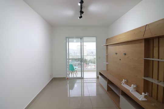 Sala  de apartamento para alugar com 2 quartos, 70m² em Vila Lusitania, São Bernardo do Campo