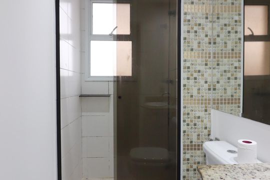 Quarto 1 - Suíte Banheiro  de apartamento para alugar com 2 quartos, 70m² em Vila Lusitania, São Bernardo do Campo