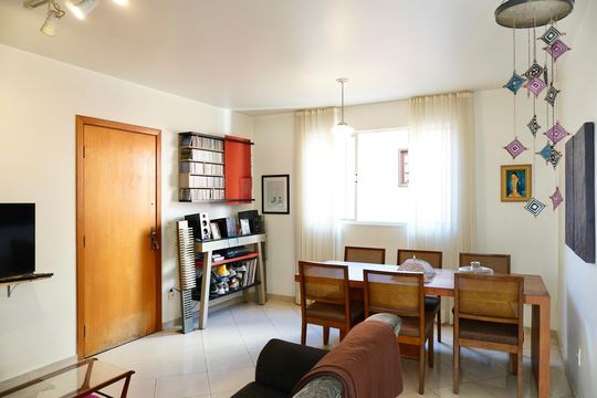 Apartamento à venda com 3 quartos, 86m² em Sagrada Família, Belo Horizonte