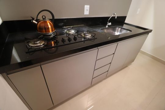 Cozinha de apartamento para alugar com 2 quartos, 72m² em Cazeca, Uberlândia