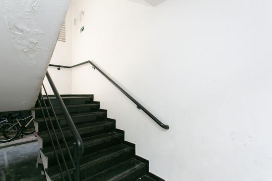 Escada / Entrada de apartamento para alugar com 2 quartos, 43m² em Vila Jacuí, São Paulo
