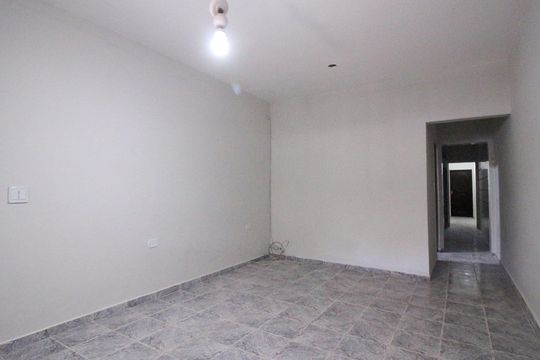 Casa para alugar com 2 quartos, 125m² em Jardim Roseli, São Paulo