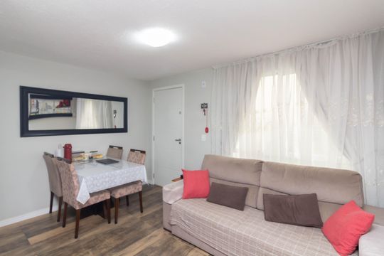 Sala de apartamento à venda com 2 quartos, 46m² em Conjunto Residencial José Bonifácio, São Paulo